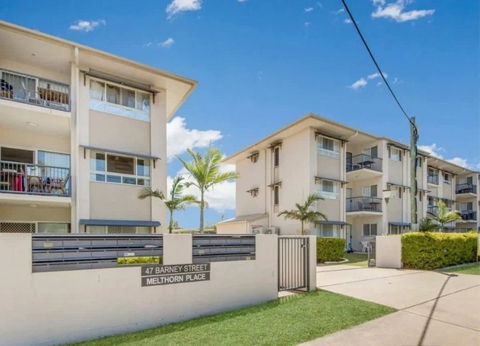 Modern Beach Apartment - Taree Accommodation 1
