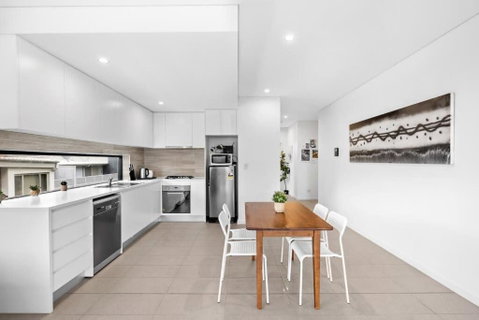 New Modern 2BR 2baths Apt In Homebush Sleeps 6 - Taree Accommodation 3