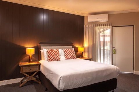 Nightcap At Archer Hotel - Taree Accommodation 0