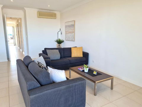 Number 99B - Taree Accommodation 2