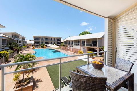 Oaks Broome Hotel - Taree Accommodation 0