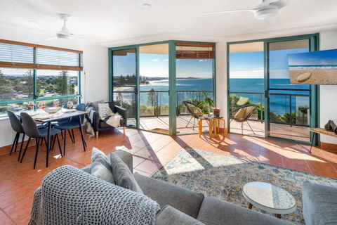 Ocean Front Views With Rooftop Terrace - Taree Accommodation 0