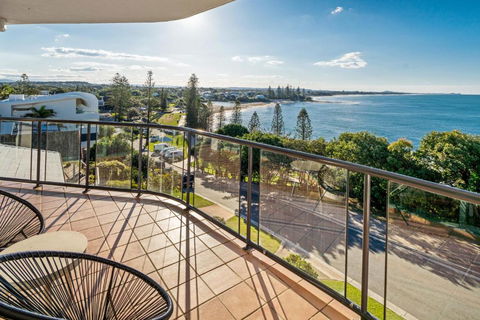 Ocean Front Views With Rooftop Terrace - Taree Accommodation 2