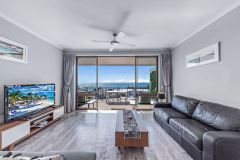 OCEAN VIEWS 16 Pool & Spa Wi-FI - Taree Accommodation 3
