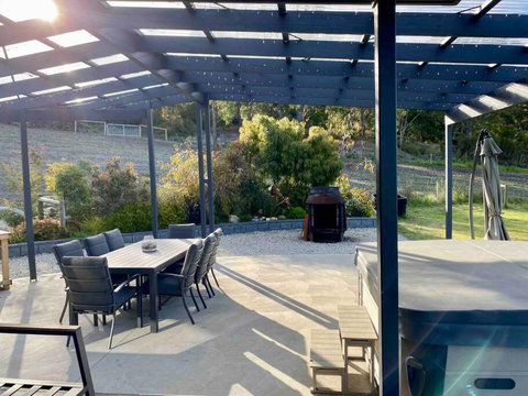 Ocean Views, Spacious & Private, Hot Hub - Taree Accommodation 2