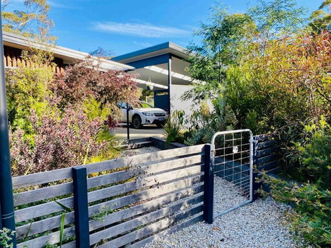 Ocean Views, Spacious & Private, Hot Hub - Taree Accommodation 3