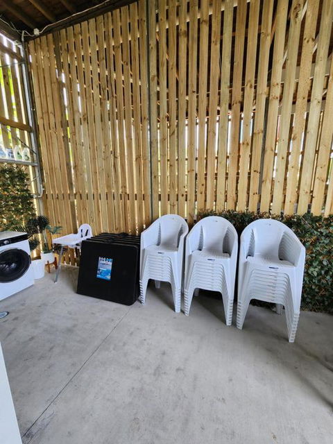OXLEY Mineral Pool & Private Home SuburbanSTAY - Taree Accommodation 3
