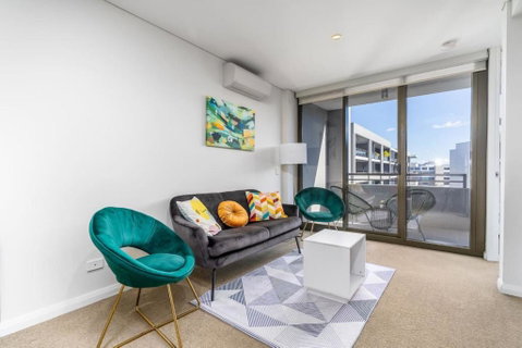 Parliamentary Triangle 1BR Apartment - Taree Accommodation 0