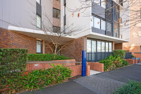 Penrith 3Br Apt Close ToTrain Station & Shopping - Taree Accommodation 2