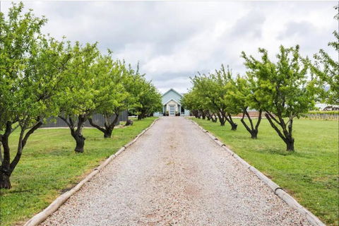 Pethick House - Taree Accommodation 0