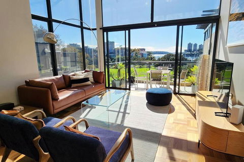 Penthouse With Private Terrace, Parking + 2 Pools - Taree Accommodation 0