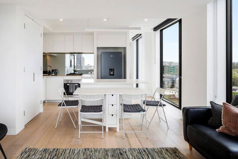 Perfect Haven In Spring Hill 2B1B And Parking - Taree Accommodation 1