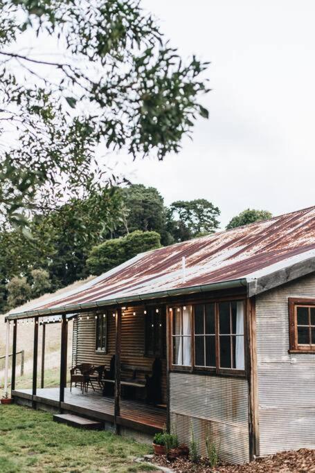 Pickers Hut - A Country Style Featured Dream Stay - Taree Accommodation 0