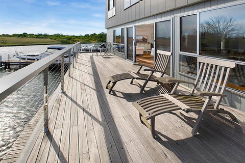 Pier 37 - Taree Accommodation 1