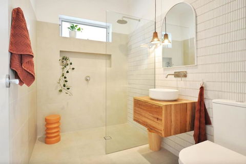 Pine At Arlos Glenelg South - Taree Accommodation 2