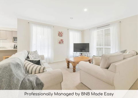 Piper St - CBD, Cosy Escape - Taree Accommodation 0