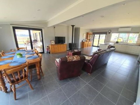 Pleasant Hill BnB - Taree Accommodation 3