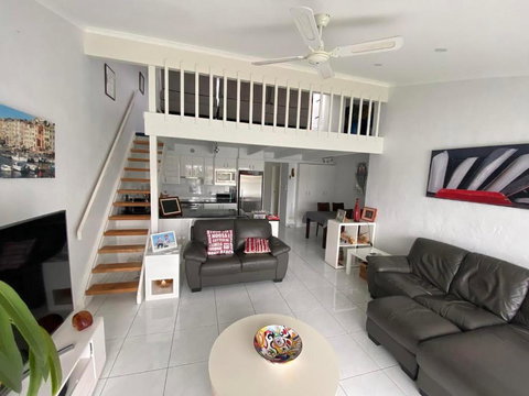 Port Lincoln Marina Waterfront Apartment - Taree Accommodation 0