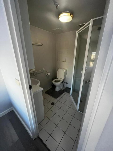 Private Room With Ensuite In The CBD - Taree Accommodation 3
