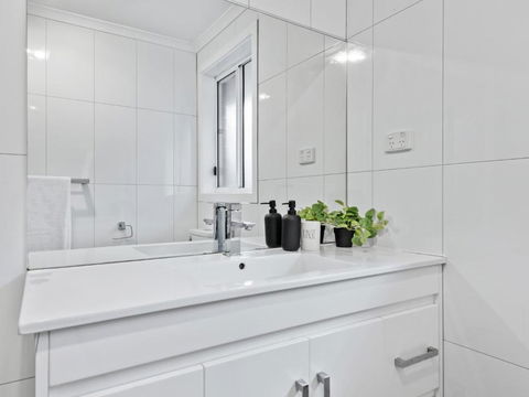 Private Room No.2 Beside Monash University, Clayton - Taree Accommodation 3