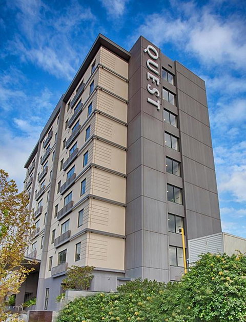 Quest Mascot - Taree Accommodation 2