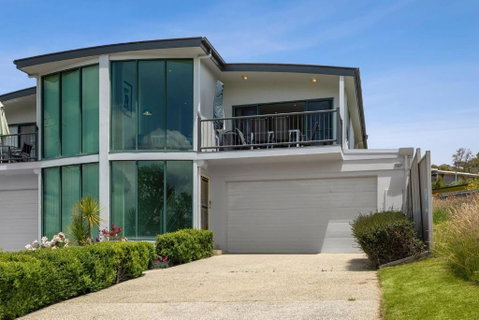 Questa E Bella - Taree Accommodation 2