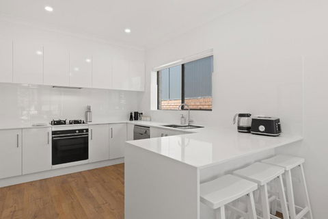 Quiet 2-Bed Retreat With Private Courtyard - Taree Accommodation 1
