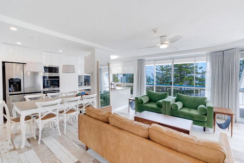 Rainbow Bay - 2BR Haven - Taree Accommodation 0