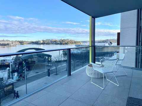 RARE Luxury Waterfront Living - Taree Accommodation 1