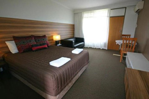 Red Cedars Motel - Taree Accommodation 2
