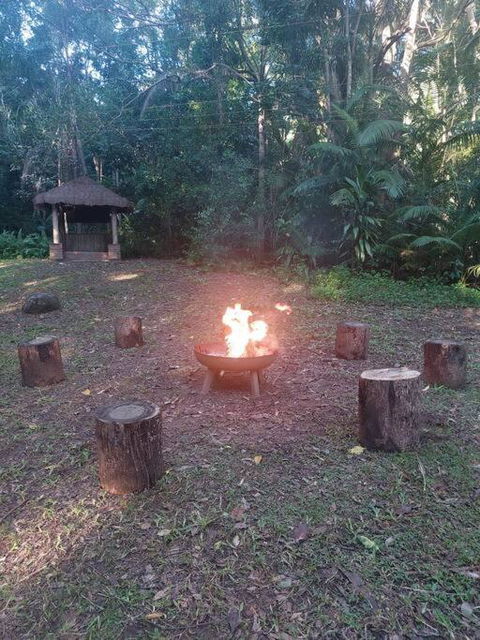 Rainforest Retreat-Fireplace-BBQ-3 Acres- - Taree Accommodation 2