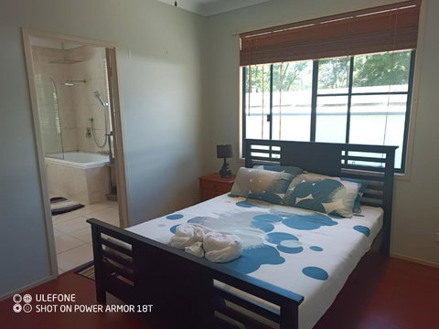 Quand0ng Valley Inn - The Hidden Waterfall Family Retreat - Taree Accommodation 3