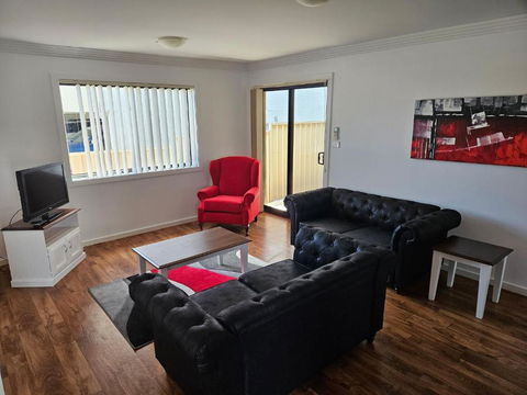 Quintet 1 155 - Taree Accommodation 0