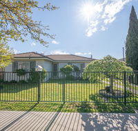 Autumn St - Trendy East Orange - Near CBD - Taree Accommodation