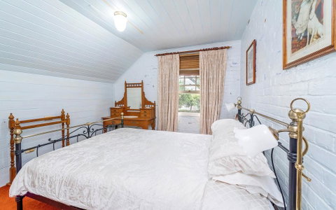 Azile 1875 Heritage Victorian Duplex - Taree Accommodation 1