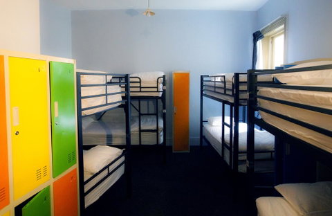 Backpackers Imperial Hotel - Taree Accommodation 1
