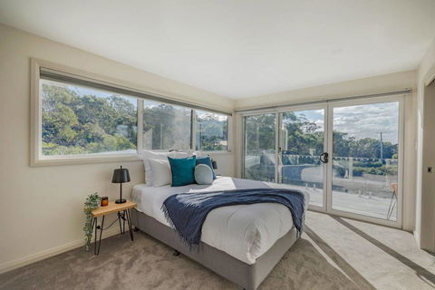 Baileys Beach House - Taree Accommodation 1