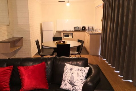 Bandicoot Retreat - Taree Accommodation 1