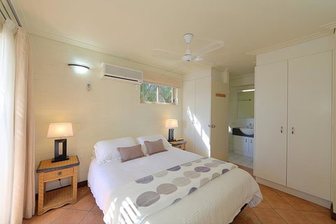 Bargara Shoreline Apartments - Taree Accommodation 2