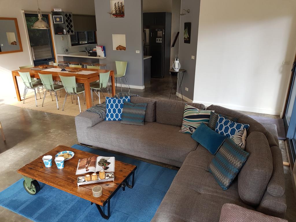 Coronet Bay ACT Taree Accommodation