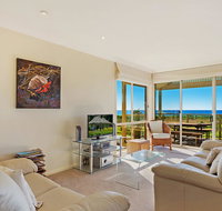 Beach Breakers Apartment - Stunning Views - Taree Accommodation