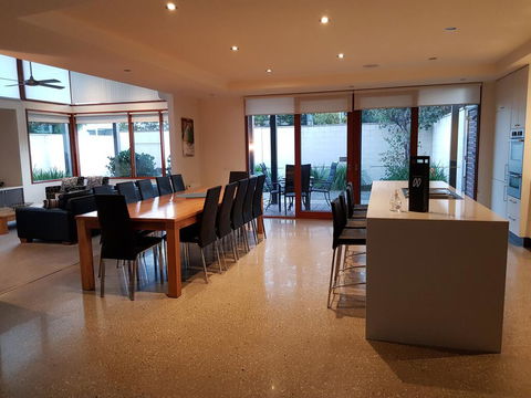 Beach Haven - Taree Accommodation 3
