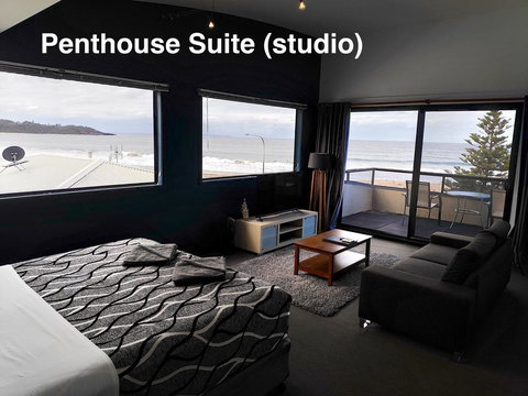Beach House Mollymook - Taree Accommodation 2