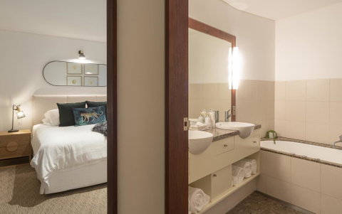 Beach Suites - Taree Accommodation 1