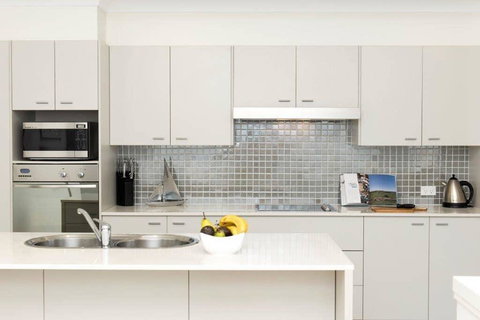 Beachfront 8 - Taree Accommodation 2