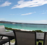 BEACHHOUSE BINALONG Luxury waterfront holiday house at Bay of Fires - Taree Accommodation