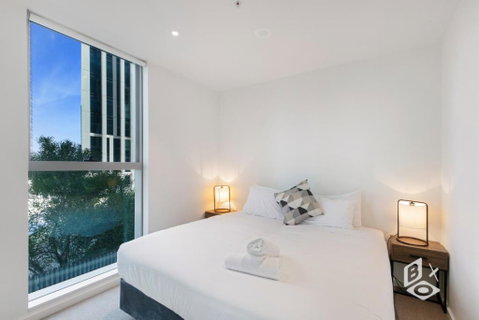 REST COLLECTION Apartments On Collins Docklands - Taree Accommodation 1