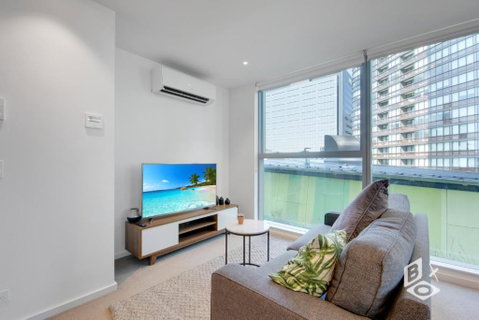 REST COLLECTION Apartments On Collins Docklands - Taree Accommodation 0