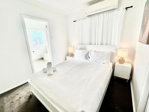 Renovated Queenslander - Upstairs 2km To Stadium - Taree Accommodation 2