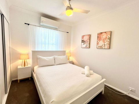 Renovated Queenslander - Upstairs 2km To Stadium - Taree Accommodation 3